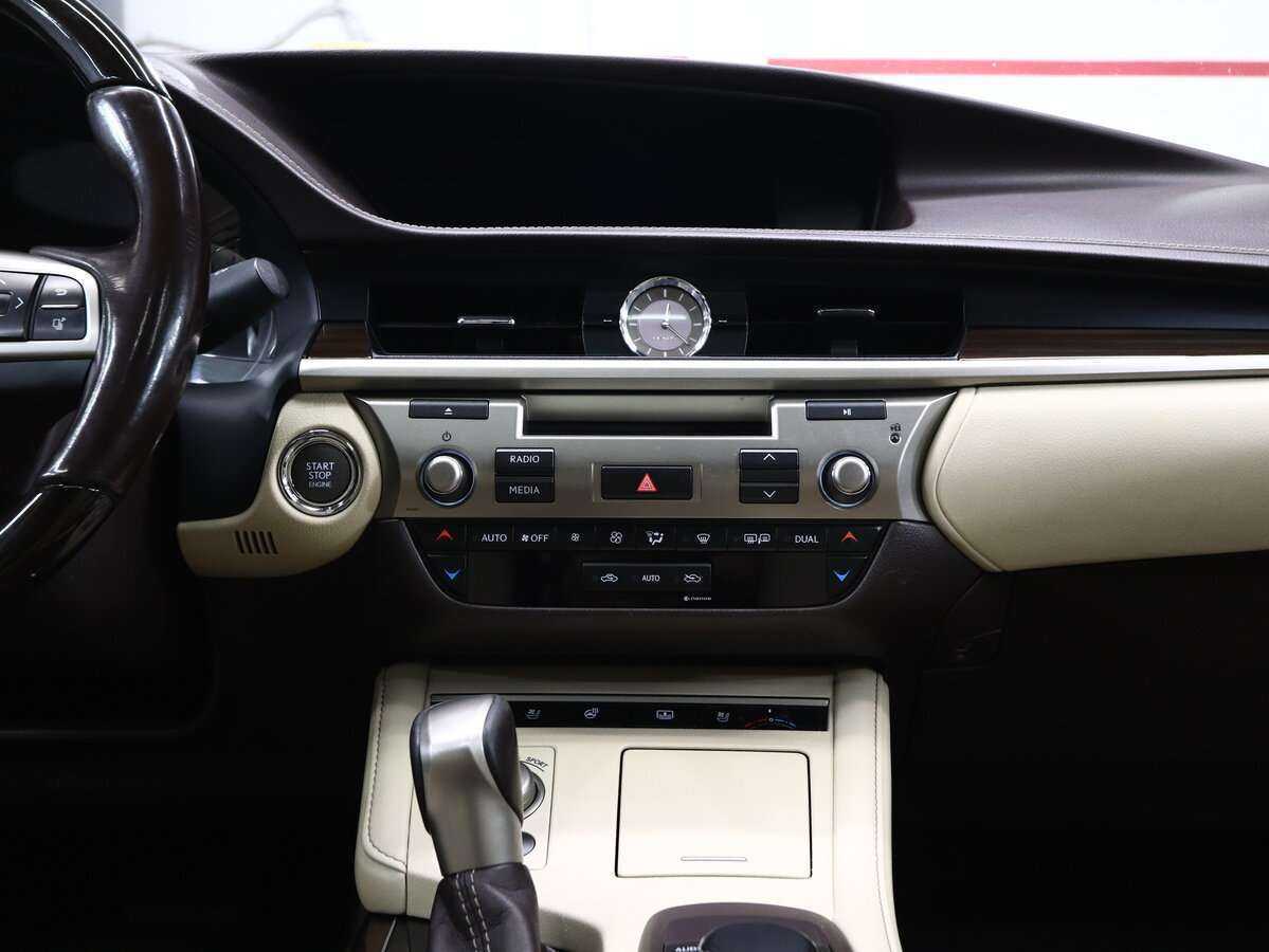 Купить Lexus ES с пробегом. Фото: #18