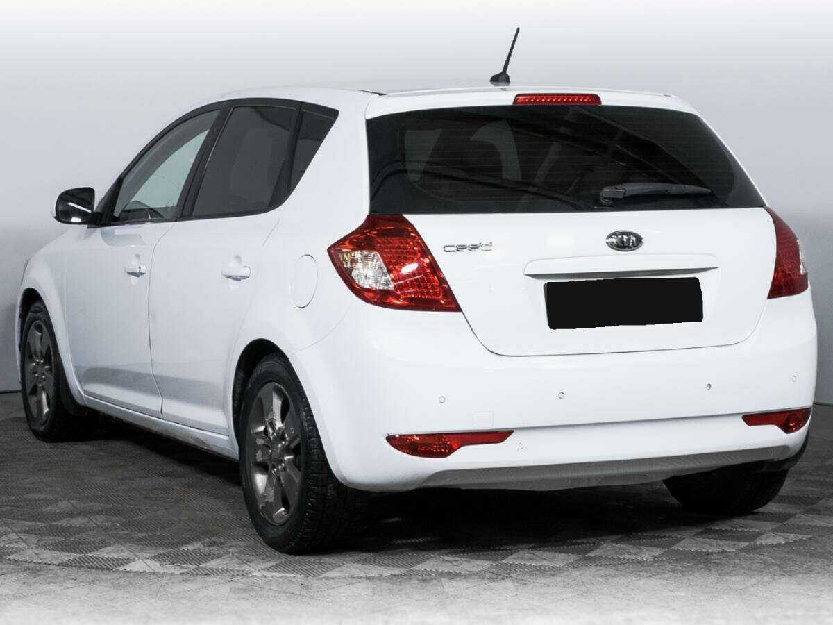 Купить Kia Ceed с пробегом. Фото: #6
