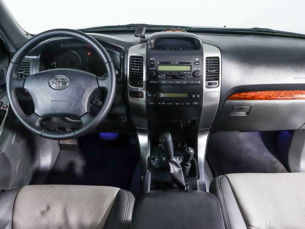 Купить Toyota Land Cruiser Prado с пробегом. Фото: #8