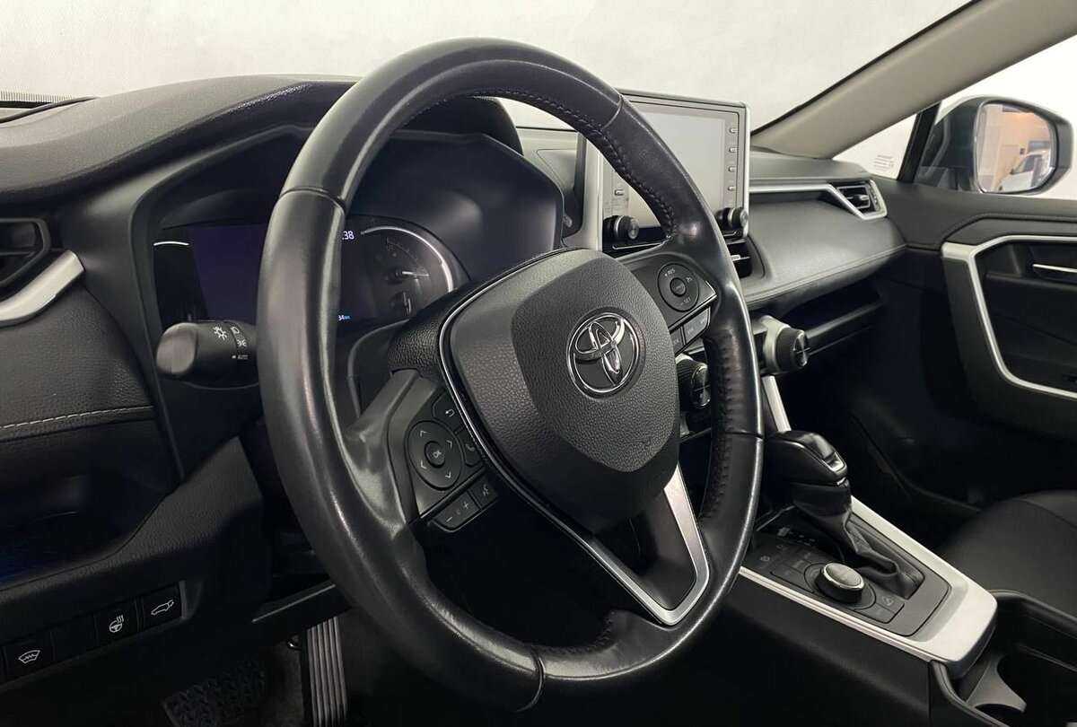 Купить Toyota RAV4 с пробегом. Фото: #12