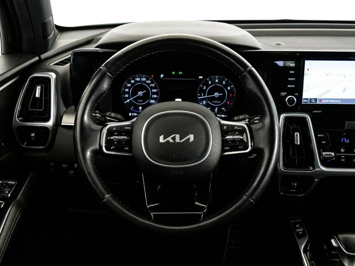 Купить Kia Sorento с пробегом. Фото: #11