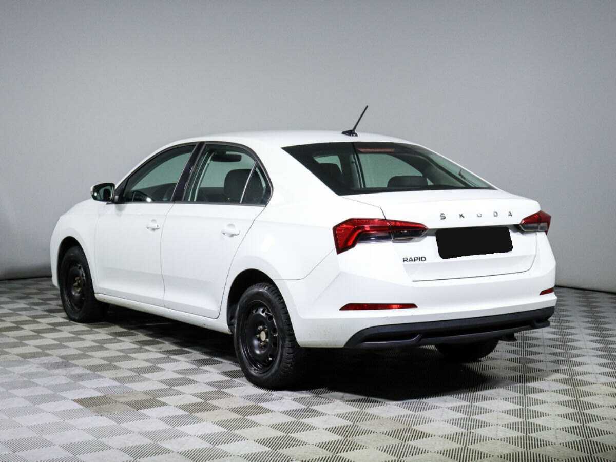 Купить Skoda Rapid с пробегом. Фото: #6