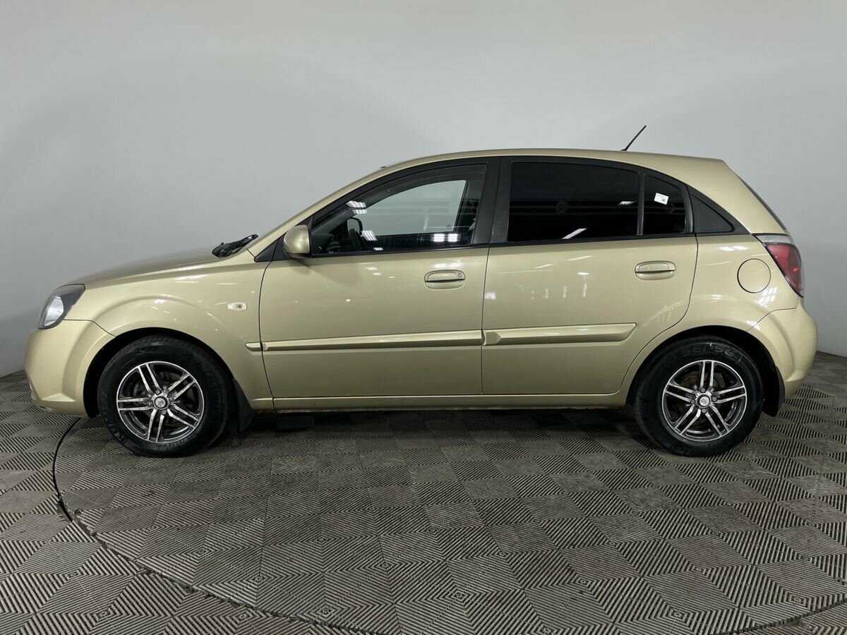 Купить Kia Rio с пробегом. Фото: #4