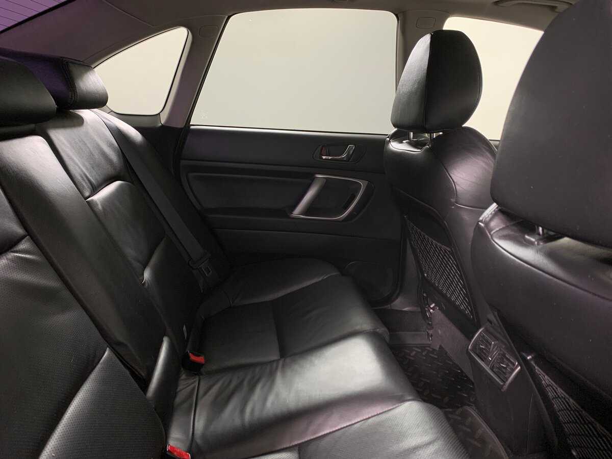 Купить Subaru Legacy с пробегом. Фото: #17
