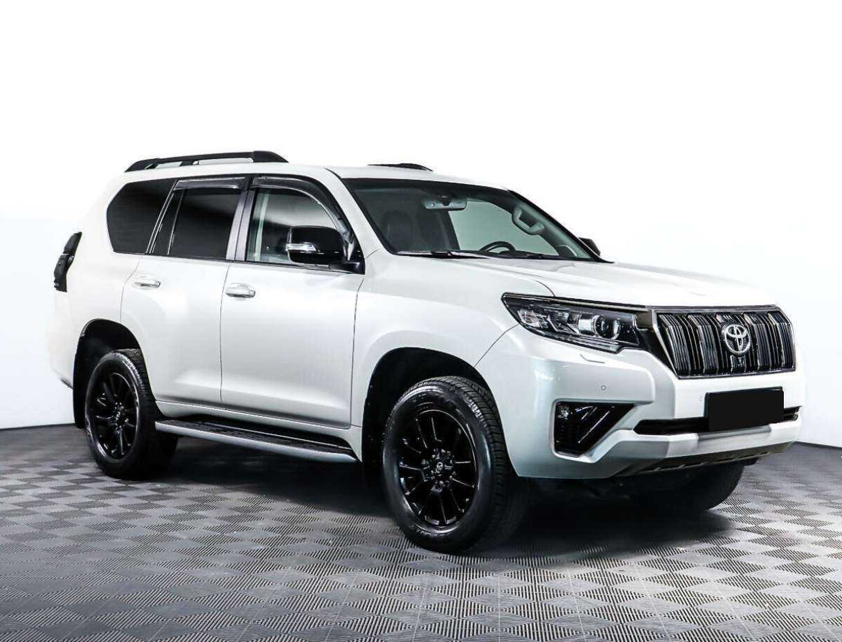 Купить Toyota Land Cruiser Prado с пробегом. Фото: #2
