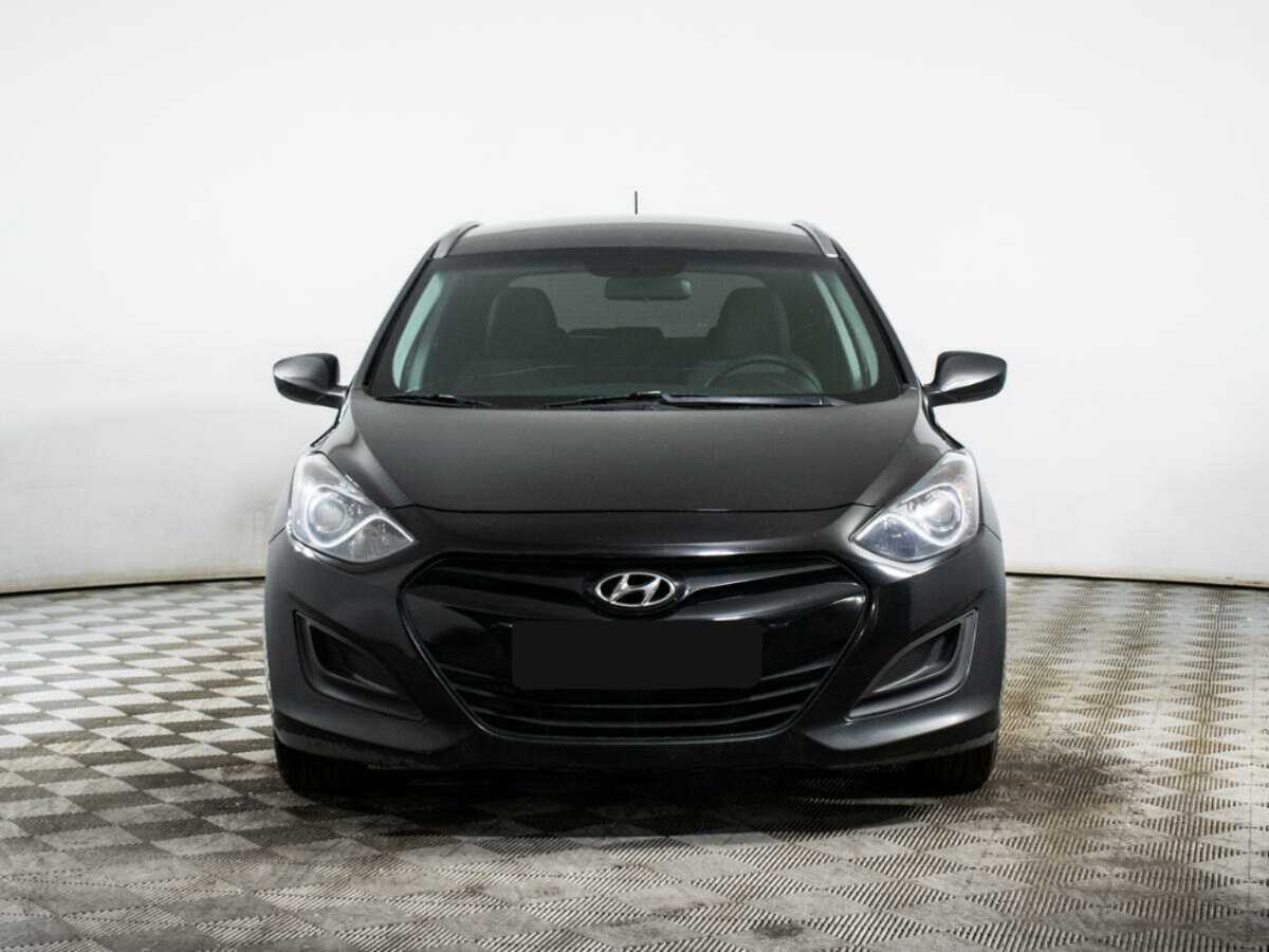 Купить Hyundai i30 с пробегом. Фото: #1