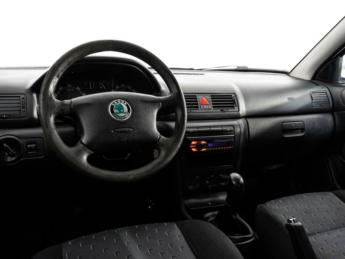 Купить Skoda Octavia с пробегом. Фото: #8