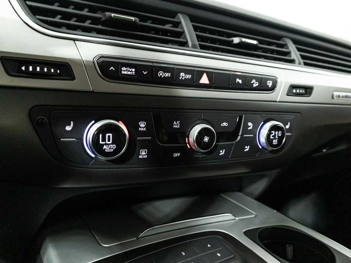 Купить Audi Q7 с пробегом. Фото: #18