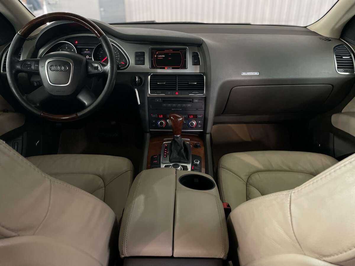 Купить Audi Q7 с пробегом. Фото: #7