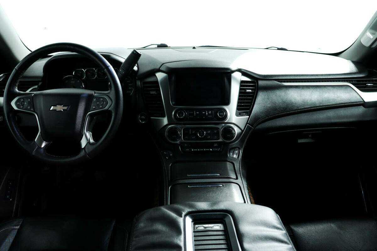 Купить Chevrolet Tahoe с пробегом. Фото: #9
