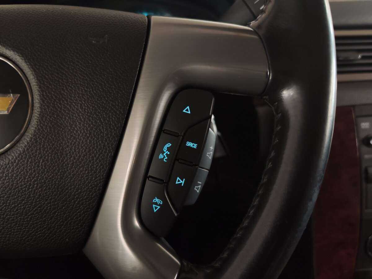 Купить Chevrolet Tahoe с пробегом. Фото: #24
