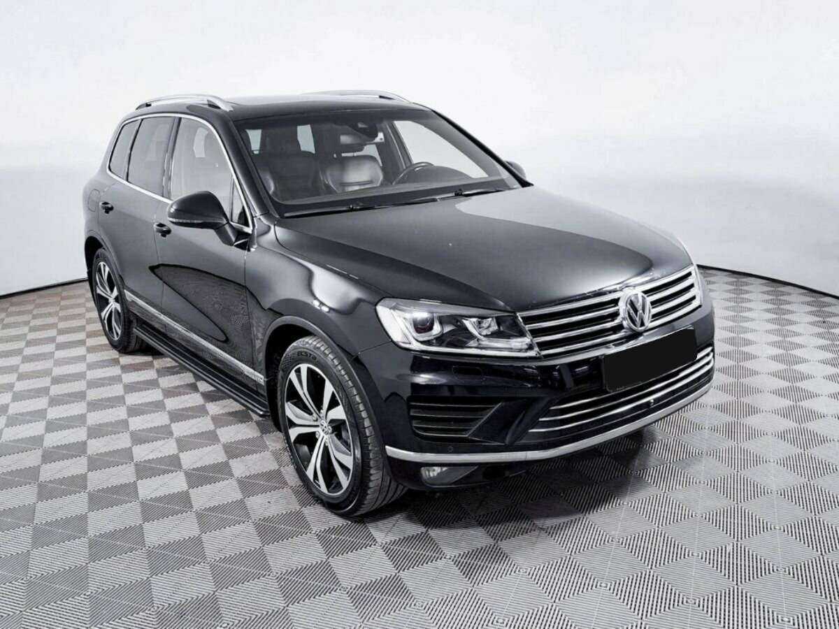 Купить Volkswagen Touareg с пробегом. Фото: #2