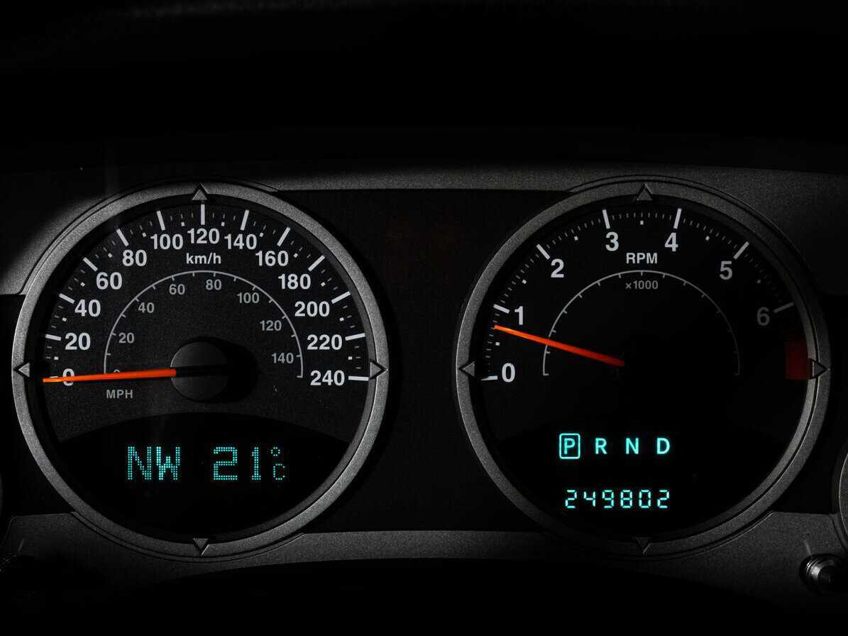 Купить Jeep Compass с пробегом. Фото: #15