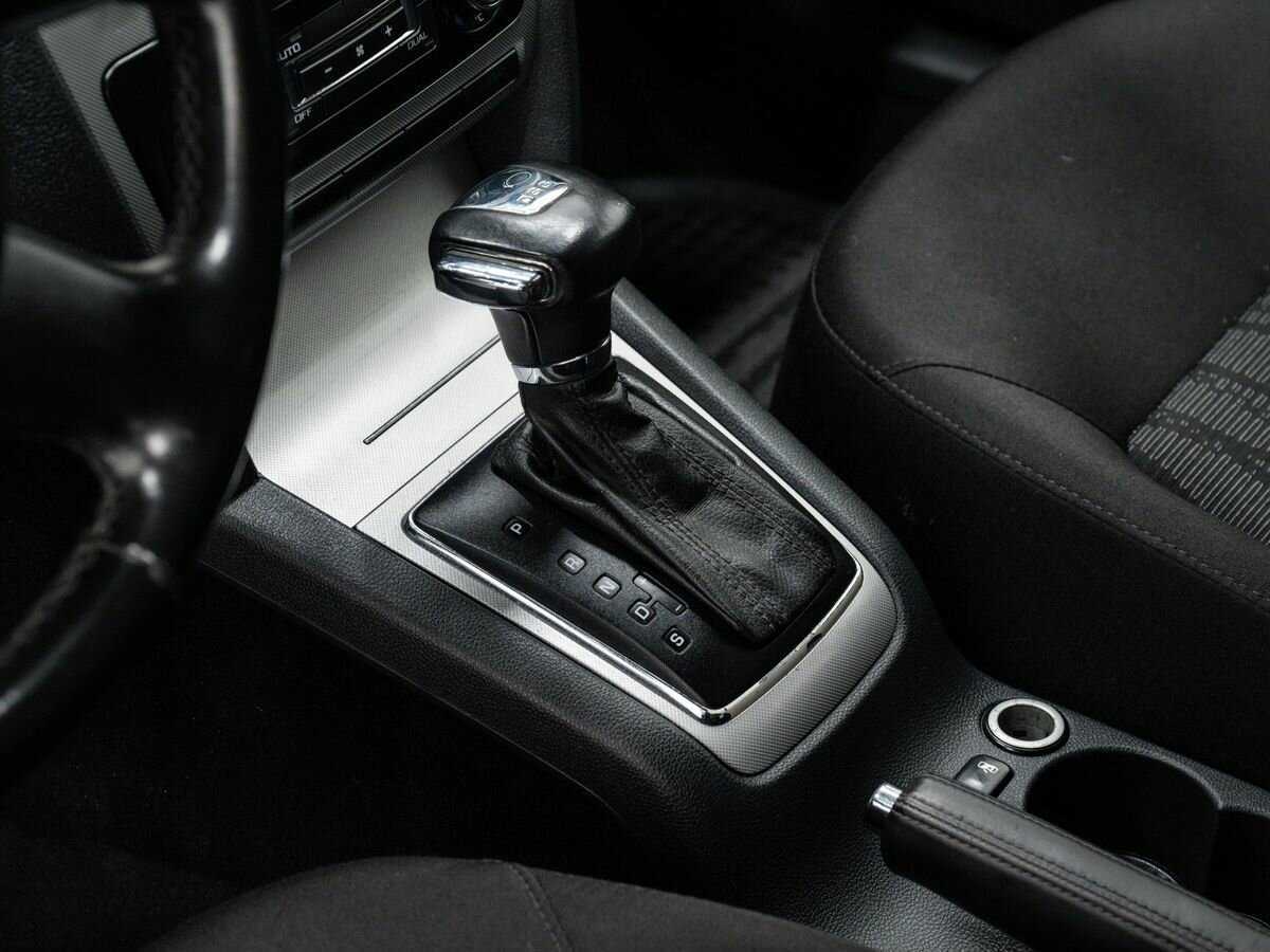 Купить Skoda Octavia с пробегом. Фото: #16