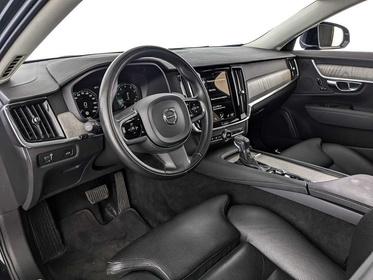 Купить Volvo S90 с пробегом. Фото: #10