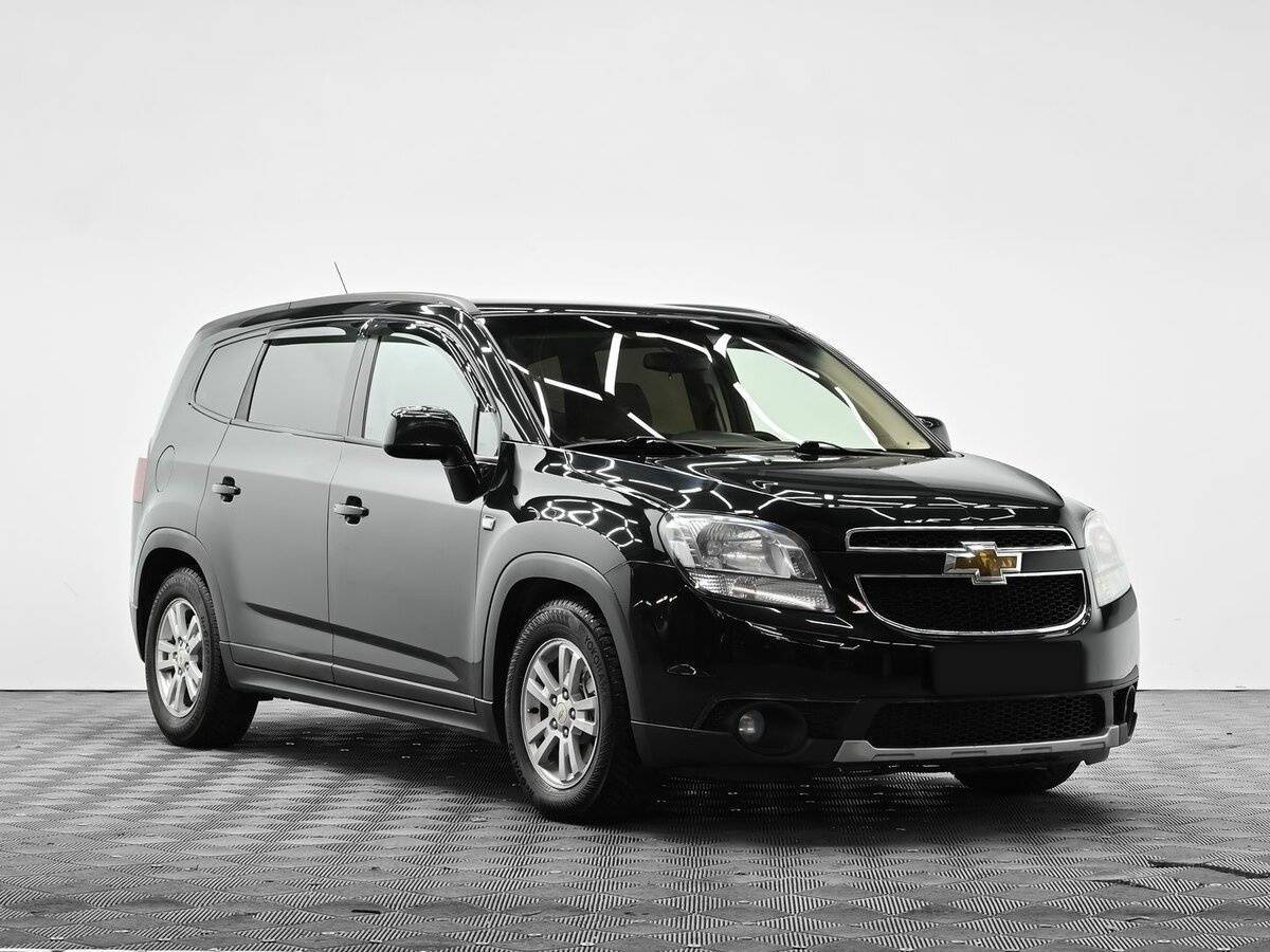 Купить Chevrolet Orlando с пробегом. Фото: #1