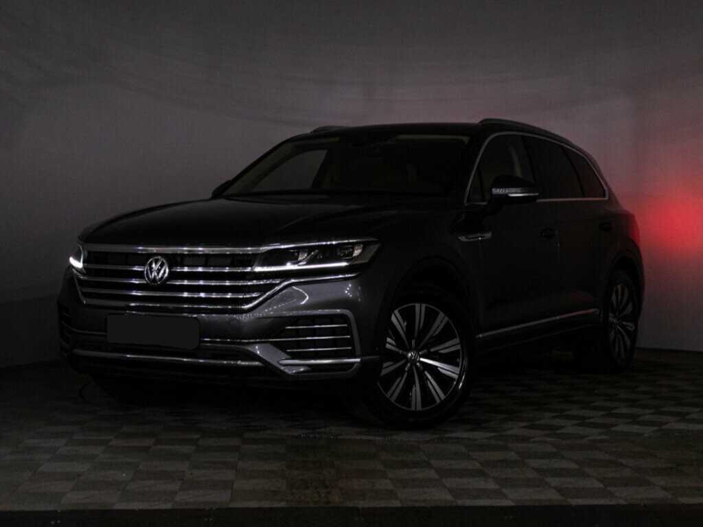 Купить Volkswagen Touareg с пробегом. Фото: #34