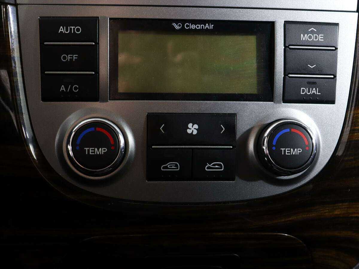 Купить Hyundai Santa Fe с пробегом. Фото: #17