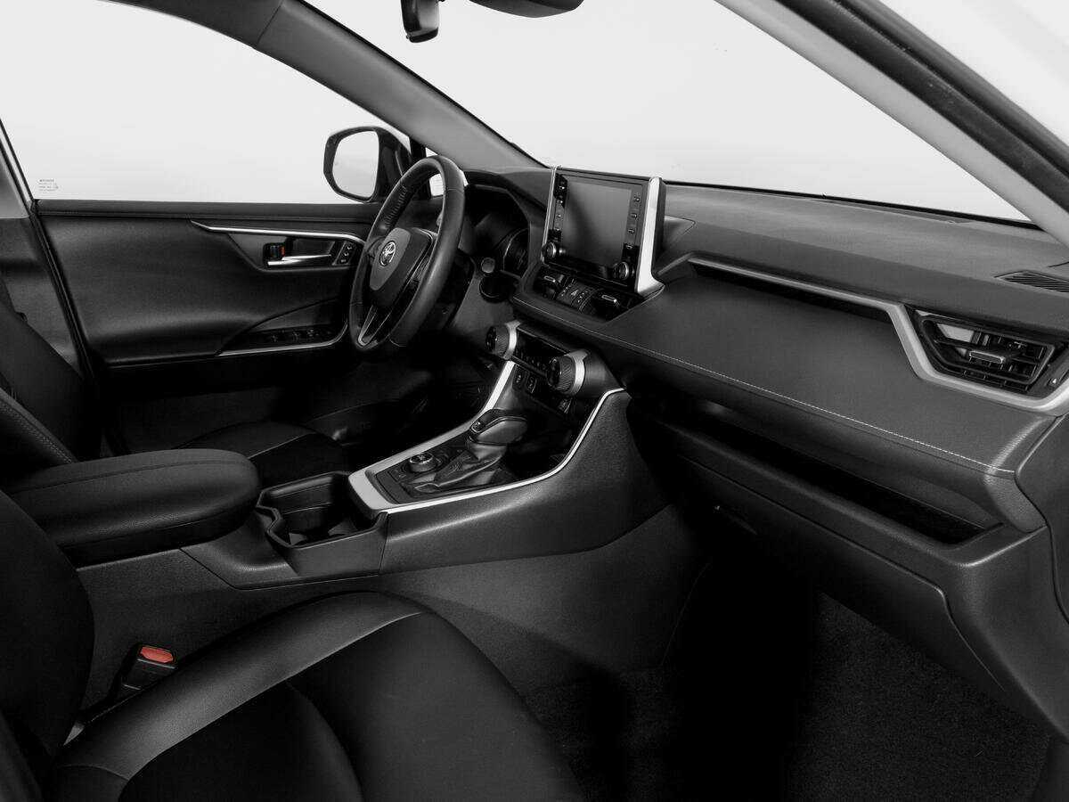 Купить Toyota RAV4 с пробегом. Фото: #8