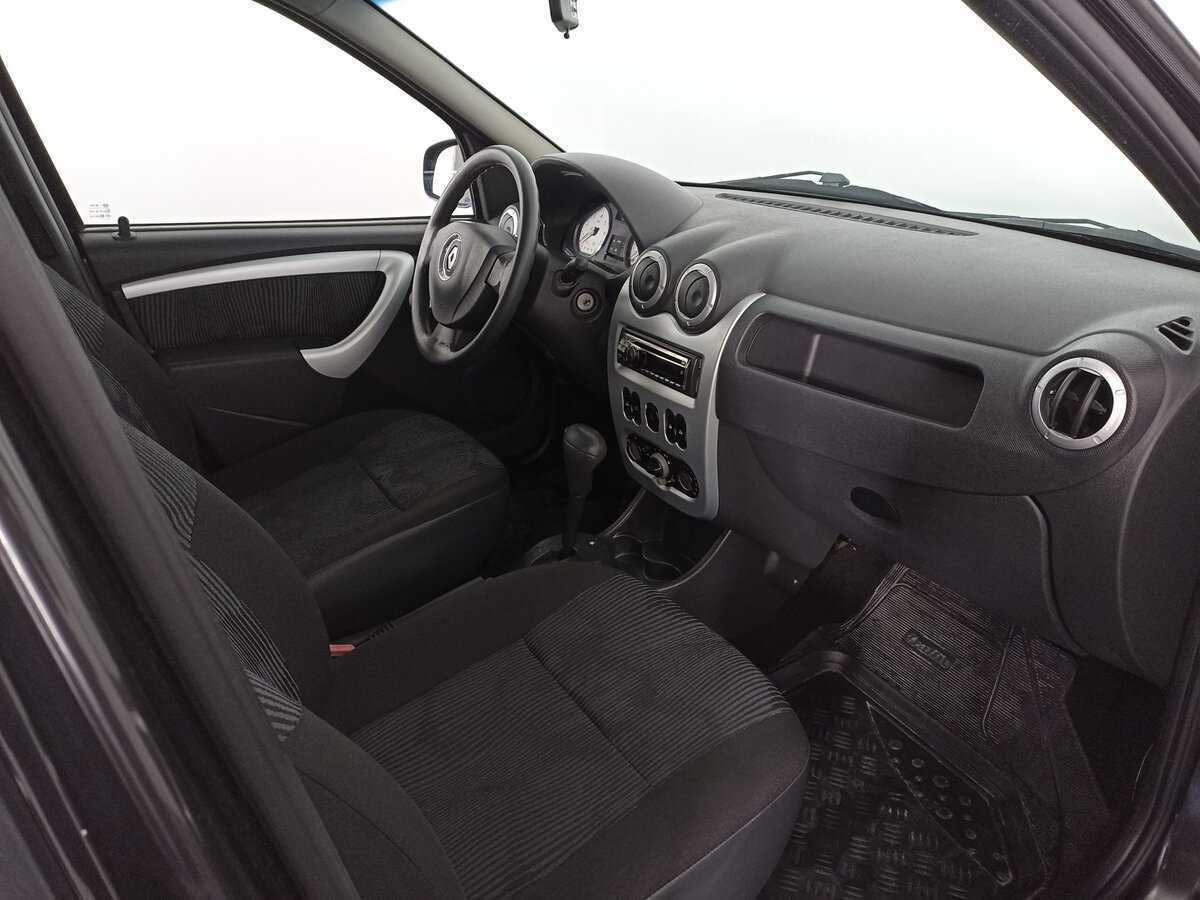 Купить Renault Logan с пробегом. Фото: #10