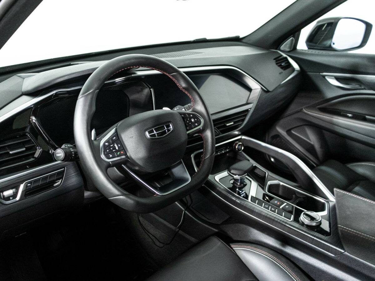 Купить Geely Tugella с пробегом. Фото: #10