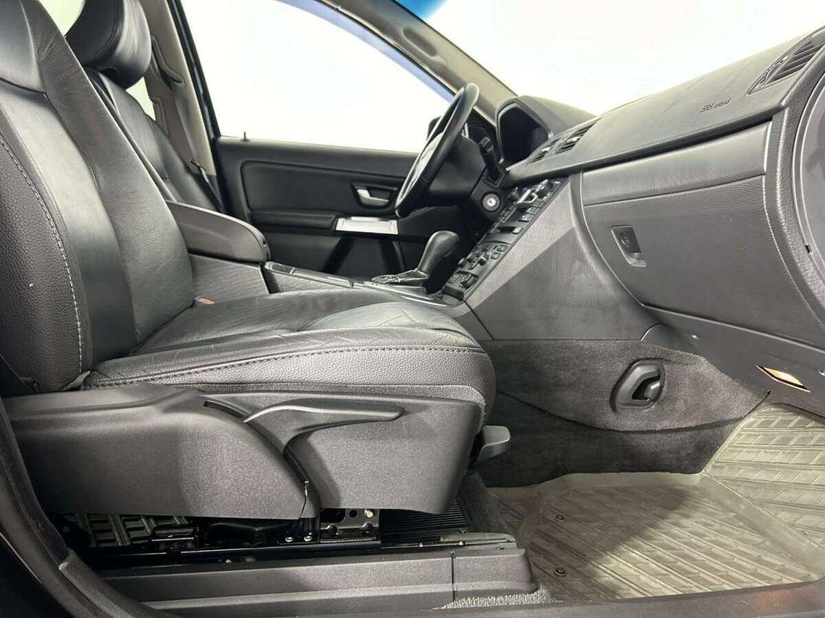 Купить Volvo XC90 с пробегом. Фото: #12