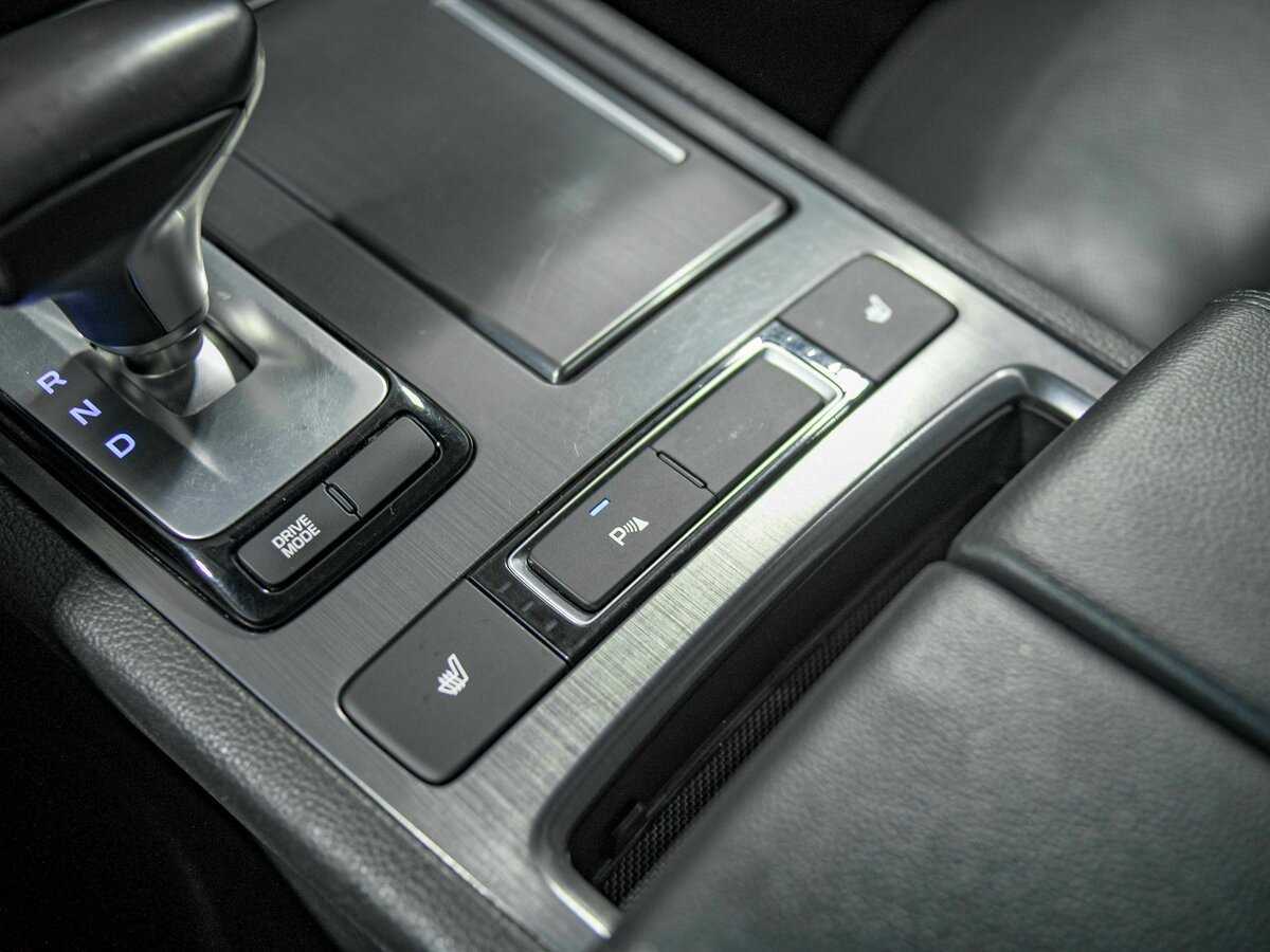 Купить Genesis G80 с пробегом. Фото: #13