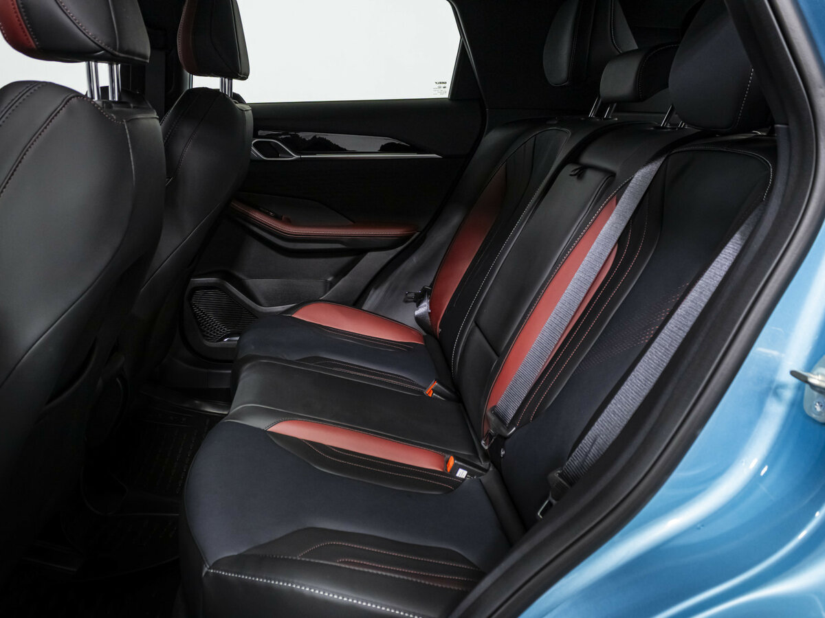 Купить Geely Coolray с пробегом. Фото: #14