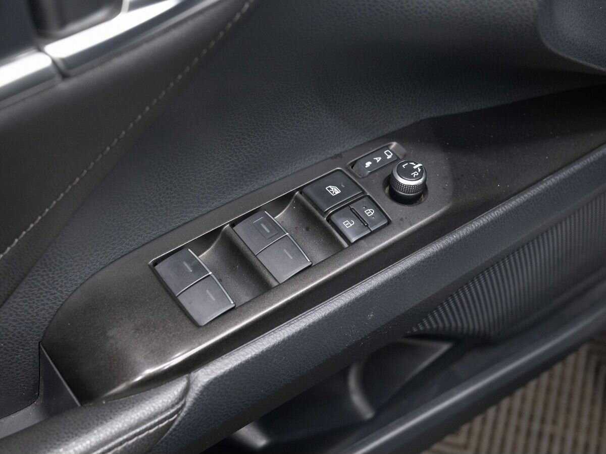Купить Toyota Camry с пробегом. Фото: #27