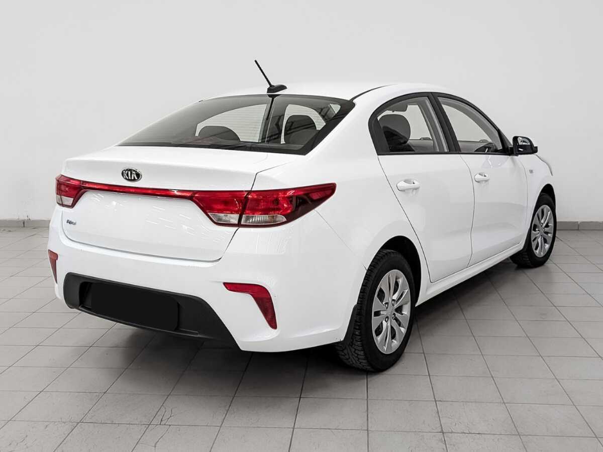Купить Kia Rio с пробегом. Фото: #4