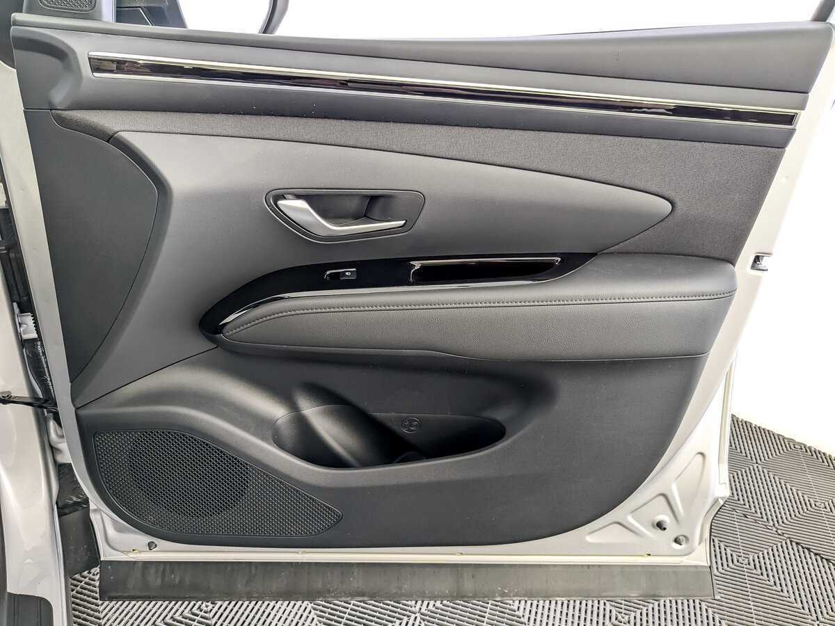 Купить Hyundai Tucson с пробегом. Фото: #18