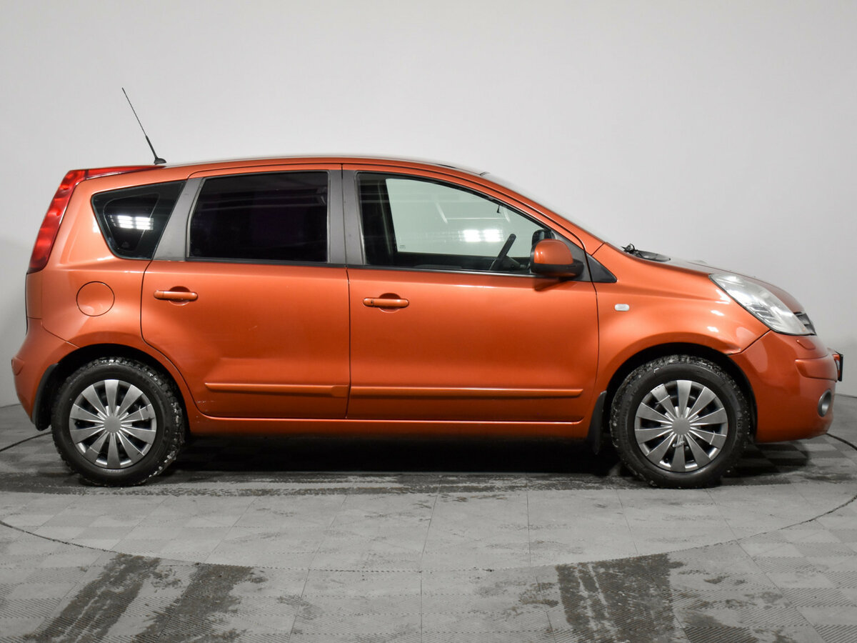 Купить Nissan Note с пробегом. Фото: #3