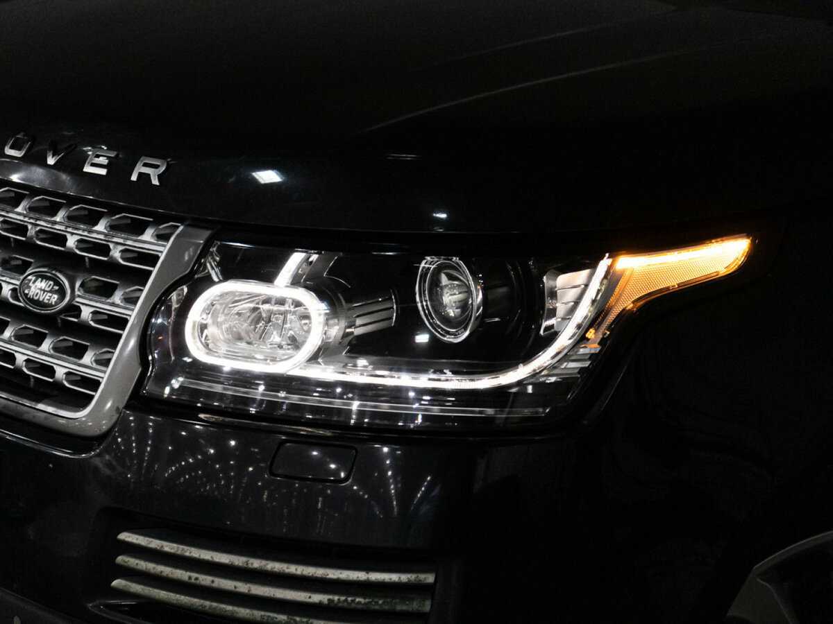 Купить Land Rover Range Rover с пробегом. Фото: #31