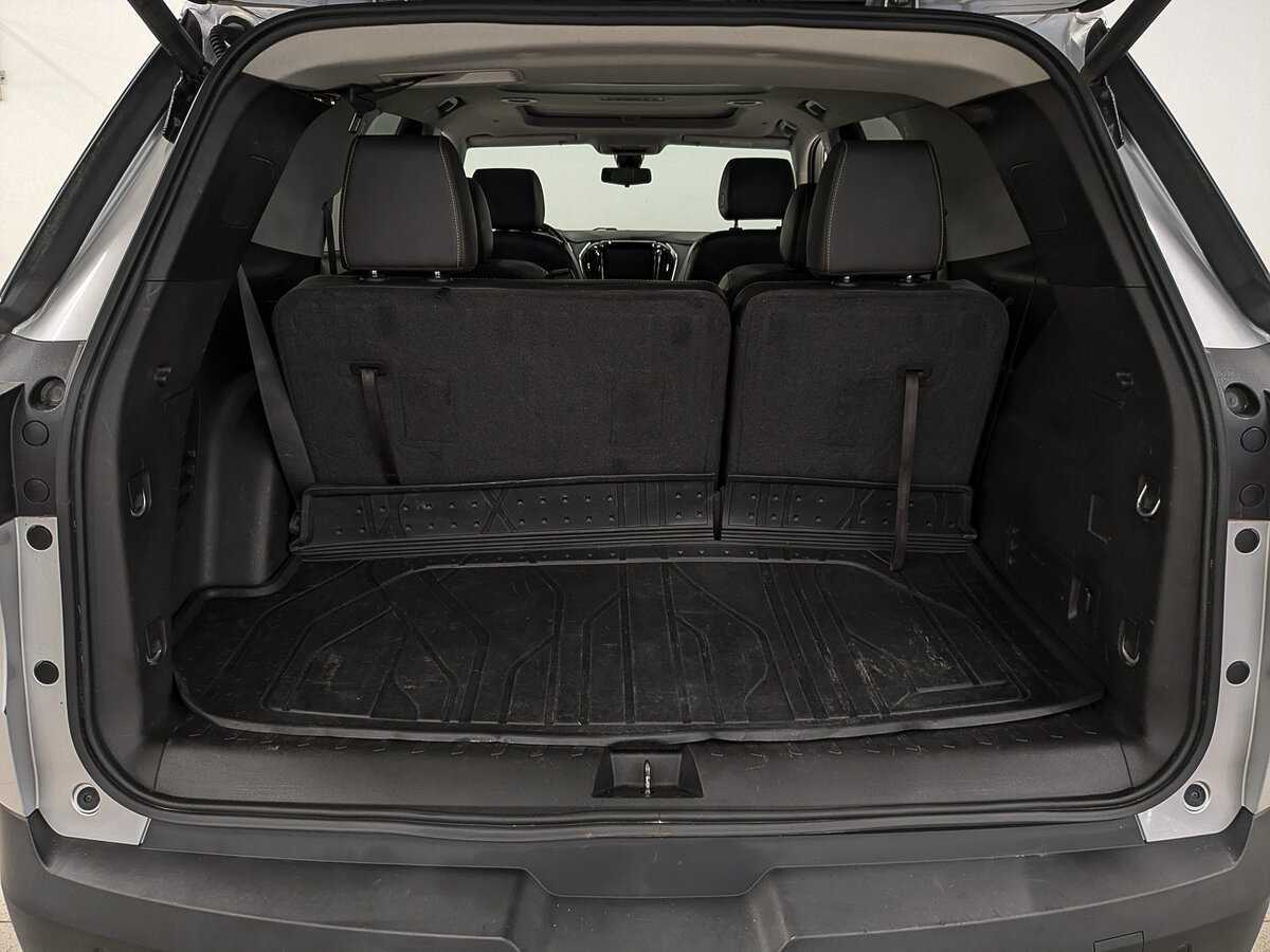 Купить Chevrolet Traverse с пробегом. Фото: #9