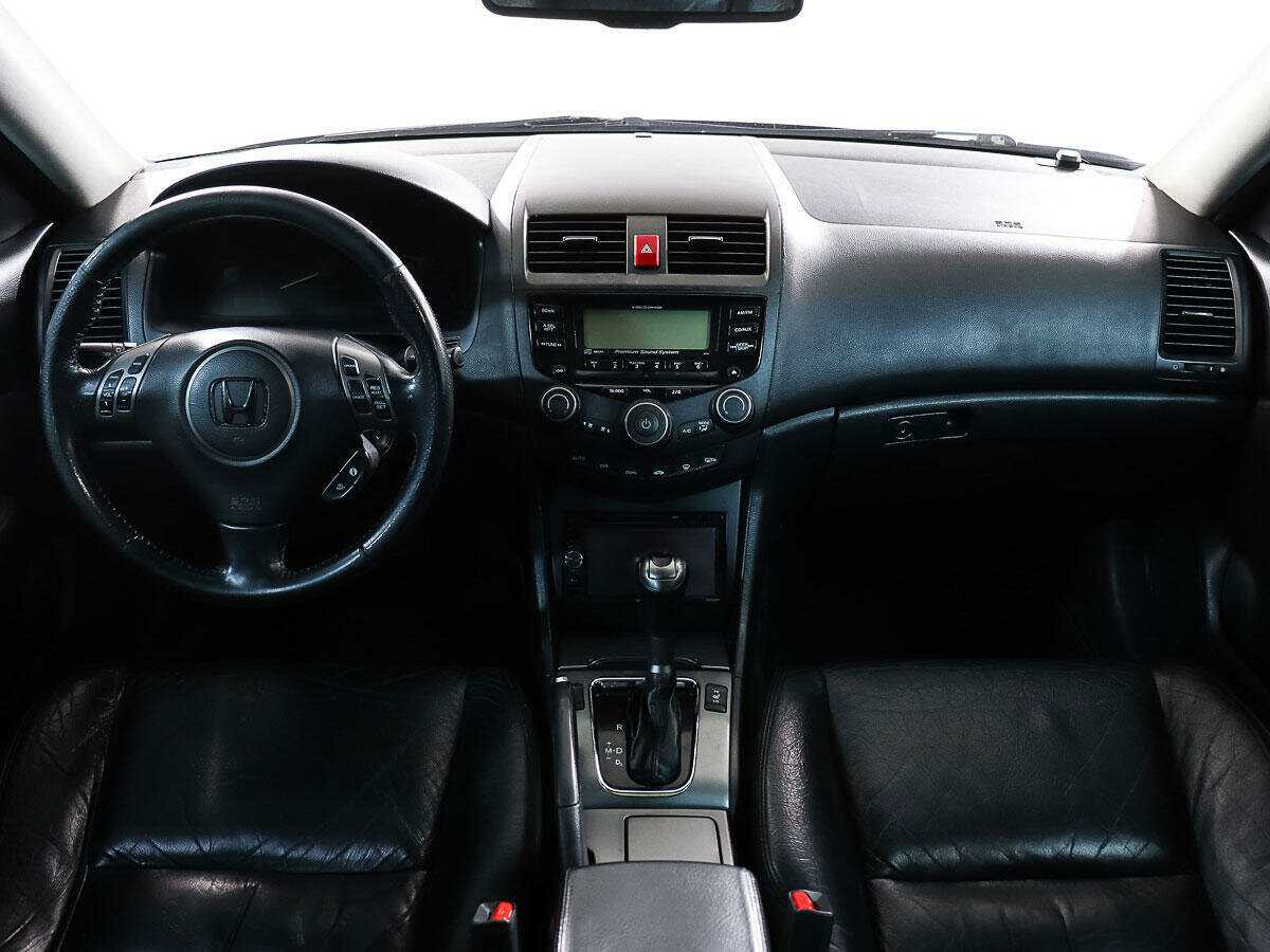 Купить Honda Accord с пробегом. Фото: #10