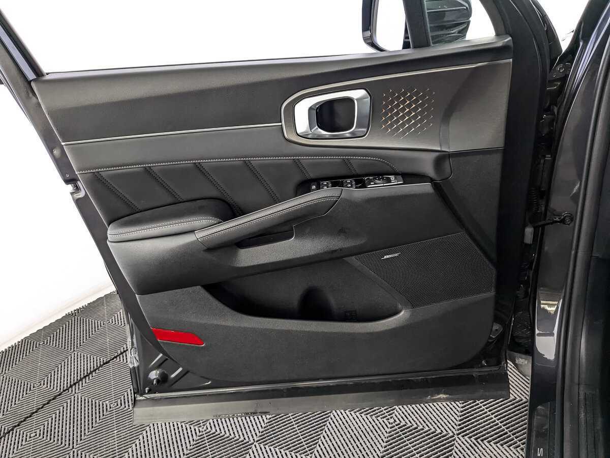 Купить Kia Sorento с пробегом. Фото: #13