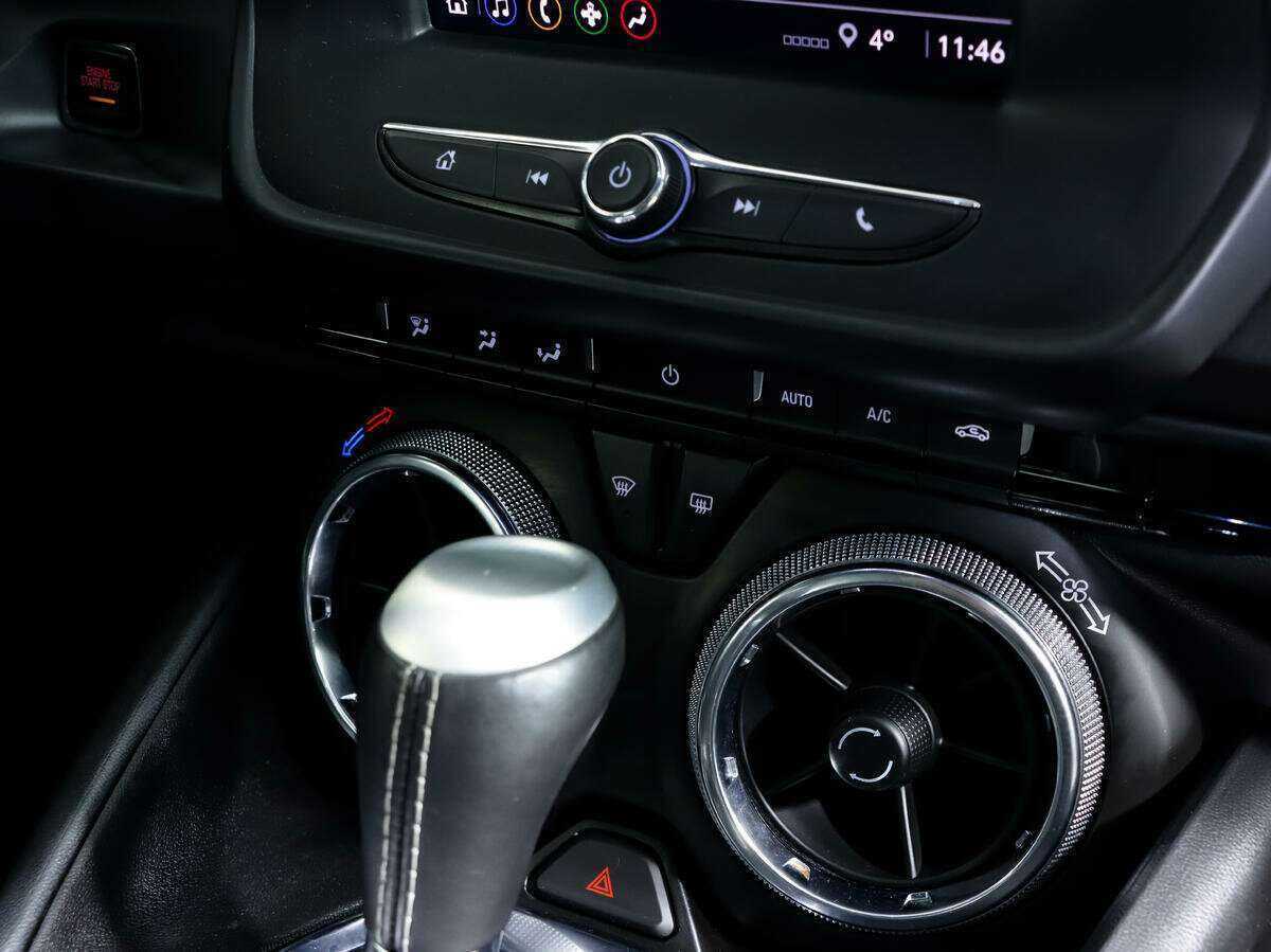 Купить Chevrolet Camaro с пробегом. Фото: #18