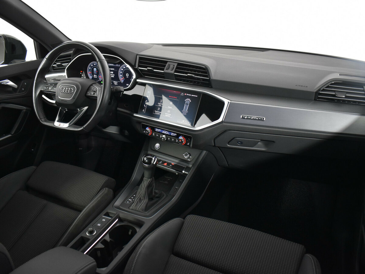 Купить Audi Q3 с пробегом. Фото: #8