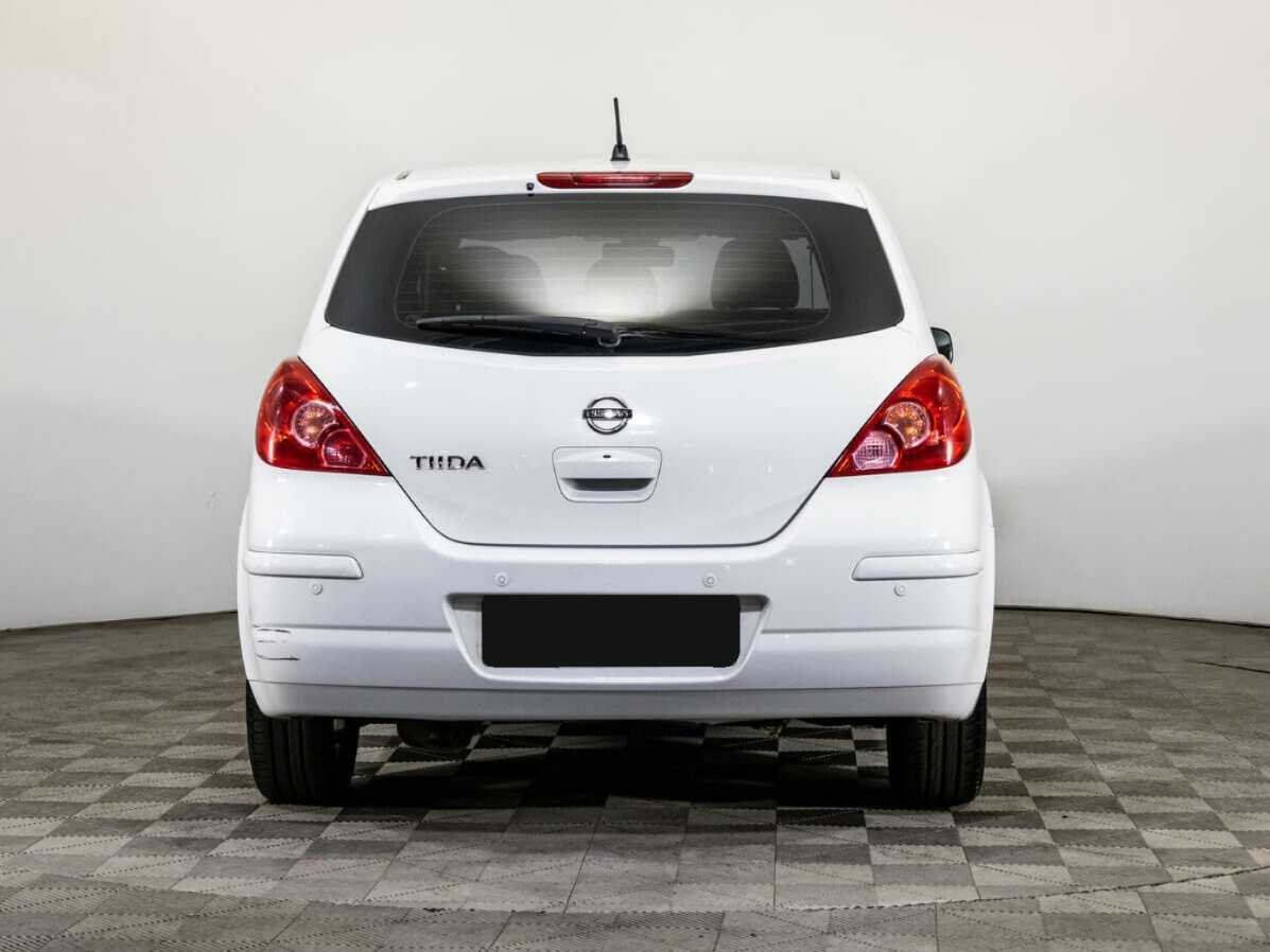 Купить Nissan Tiida с пробегом. Фото: #5