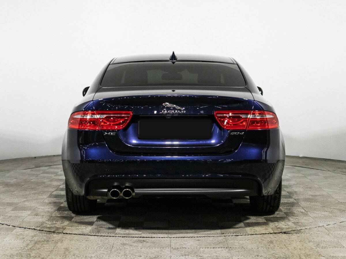 Купить Jaguar XE с пробегом. Фото: #5