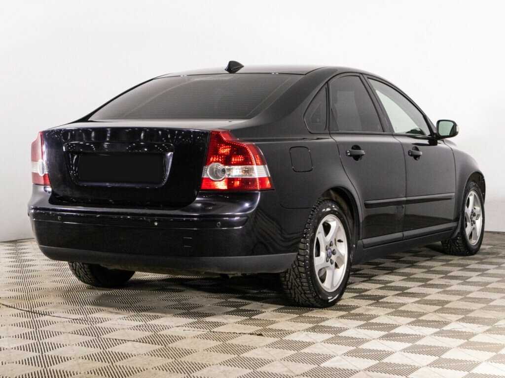Купить Volvo S40 с пробегом. Фото: #4