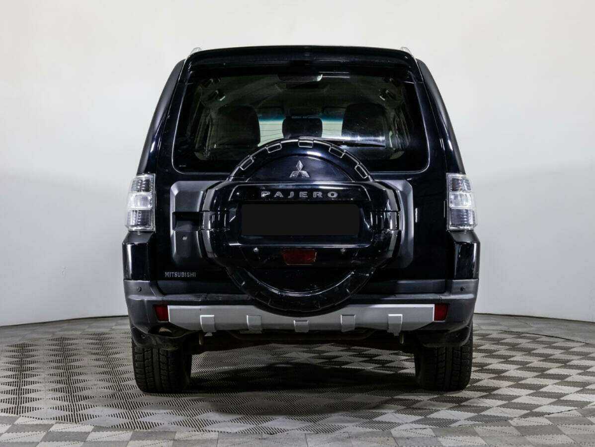 Купить Mitsubishi Pajero с пробегом. Фото: #5