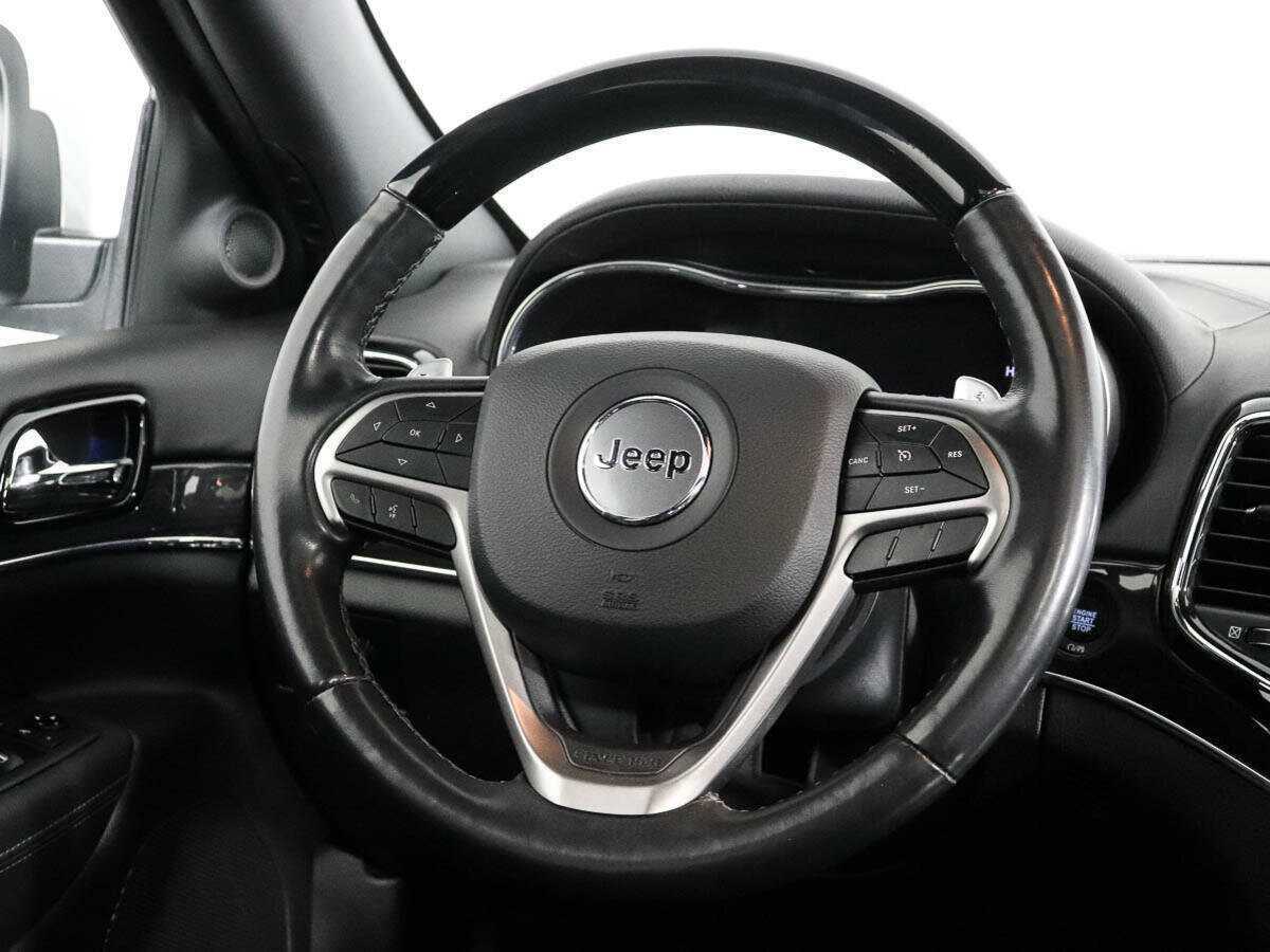 Купить Jeep Grand Cherokee с пробегом. Фото: #13