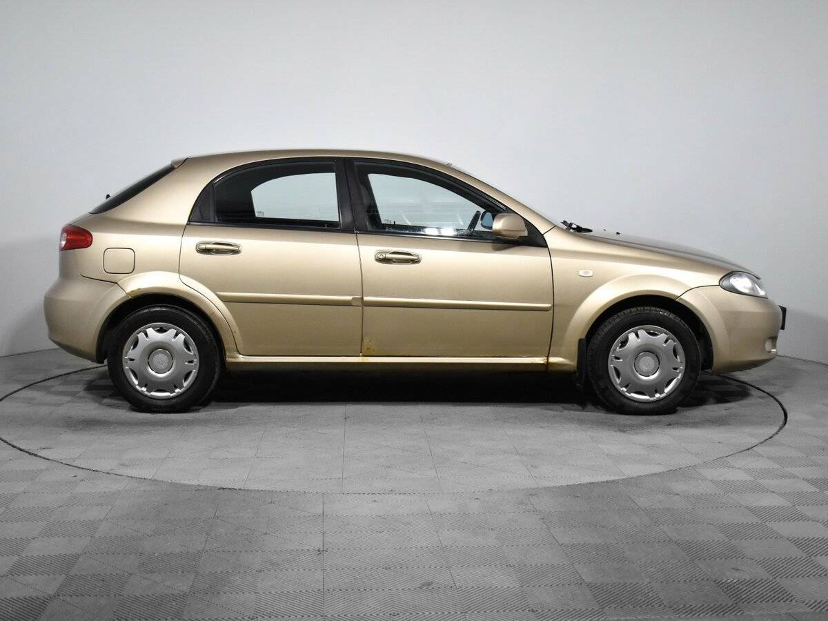 Купить Chevrolet Lacetti с пробегом. Фото: #3