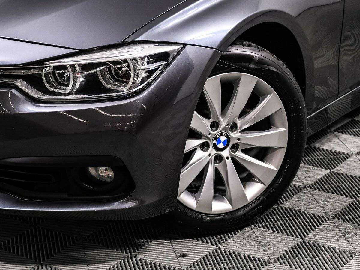 Купить BMW 3 серии с пробегом. Фото: #13