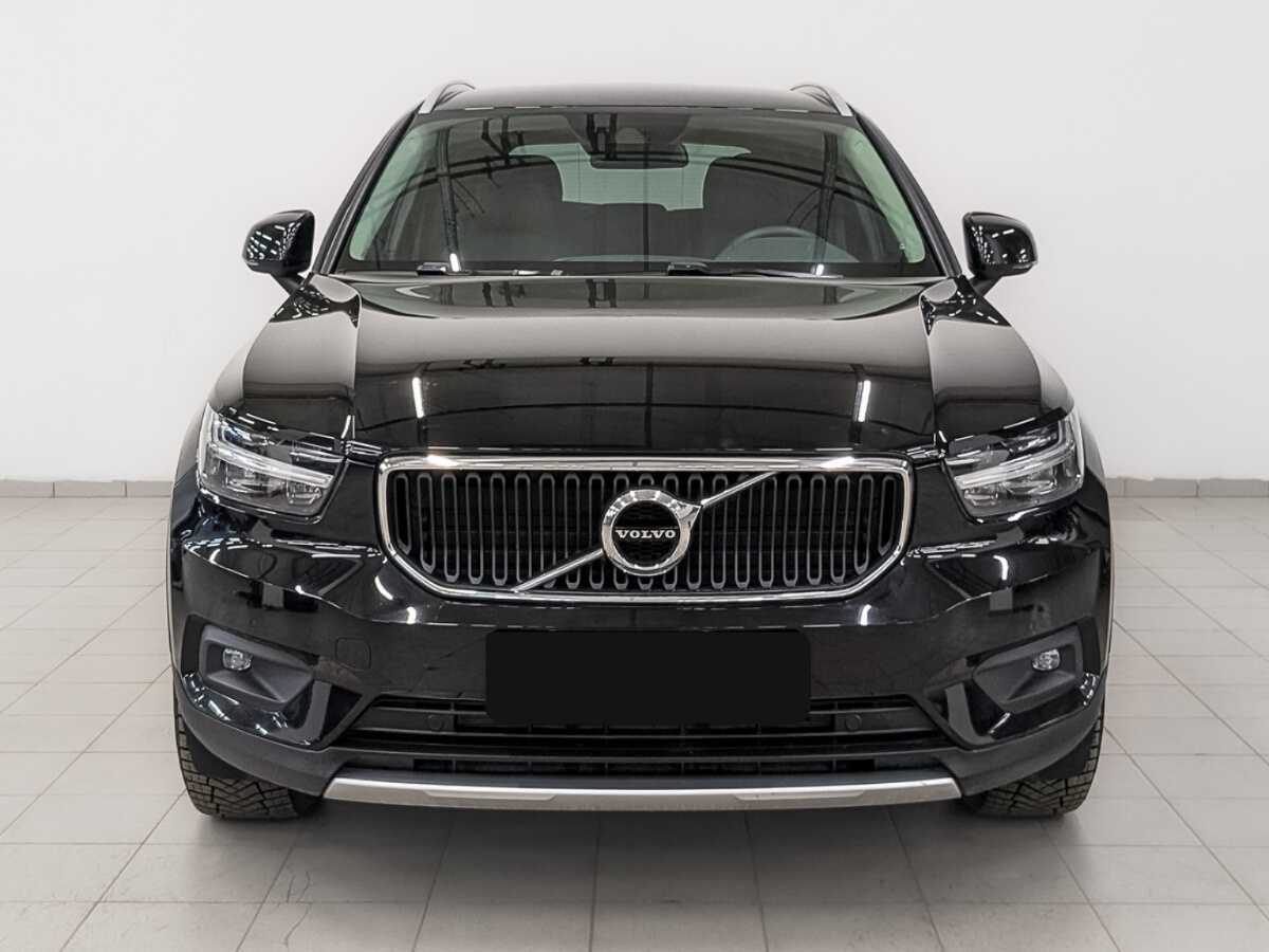 Купить Volvo XC40 с пробегом. Фото: #1