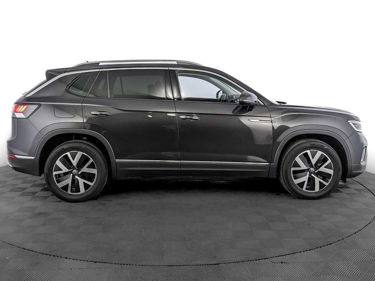 Купить Volkswagen Tayron с пробегом. Фото: #3