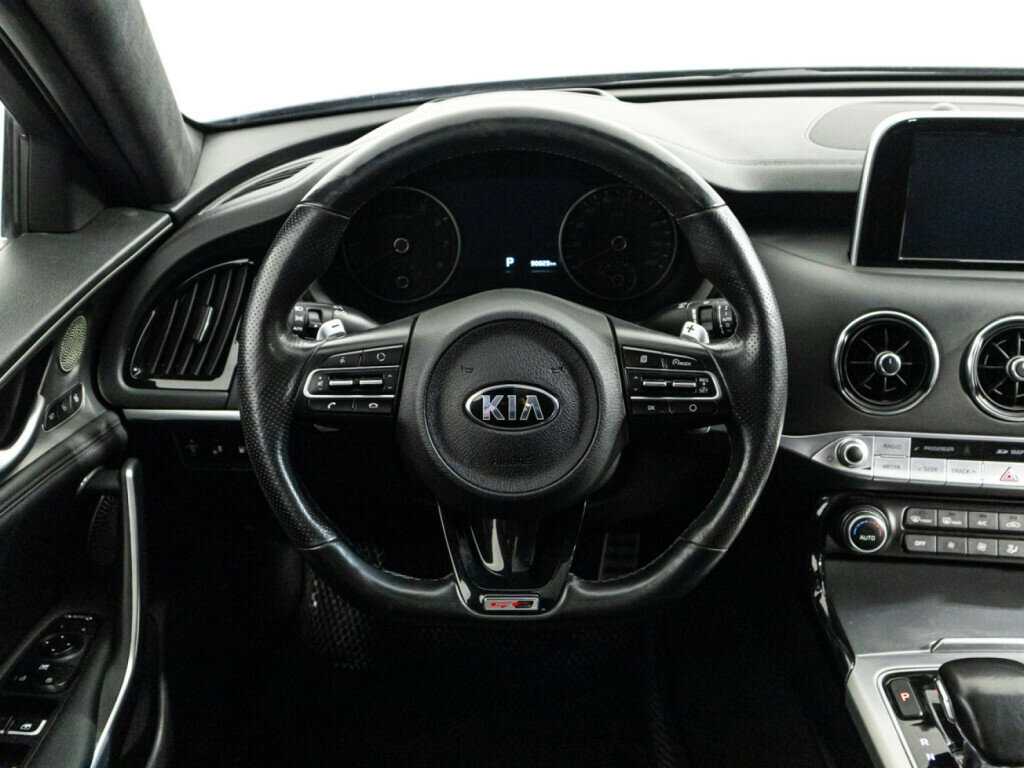 Купить Kia Stinger с пробегом. Фото: #16