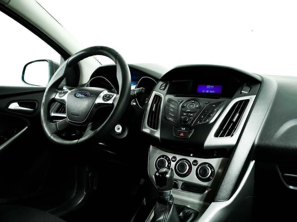 Купить Ford Focus с пробегом. Фото: #8