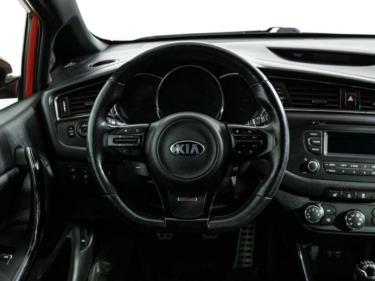 Купить Kia Ceed GT с пробегом. Фото: #15